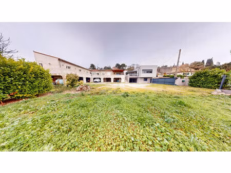 vente maison 13 pièces  334.00m²  pennautier