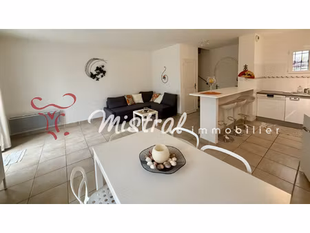 aigues mortes marina 2 chambres parking sans poste d'amarage