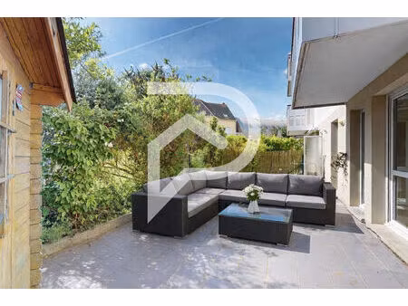 appartement ecquevilly en rez-de-jardin comme une maison 3 chambres jardin 100 m² résidenc
