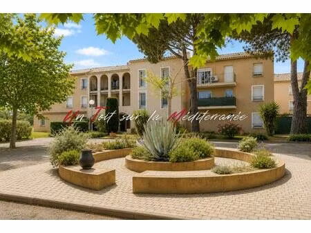 appartement type 2 de 51m2 avec balcon et cave à fréjus