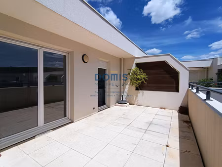 appartement 3 pièces avec terrasse et garage dans résidence