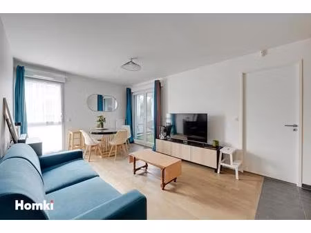 appartement t3 de 60 m2 à romainville  quartier de l'horloge