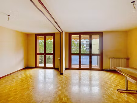 appartement de 87m2 avec balcon et garage