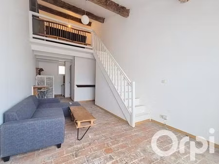 maison de ville avec garage et terrasse – idéale pour une famille ou un projet intergénéra