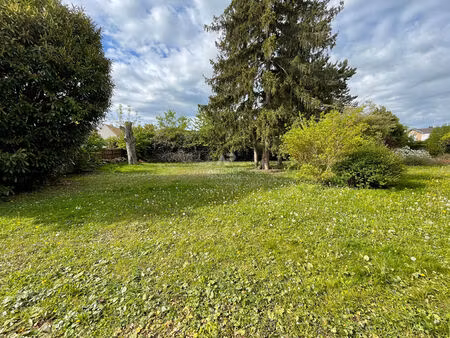 terrain à saint germain en laye de 773 m²