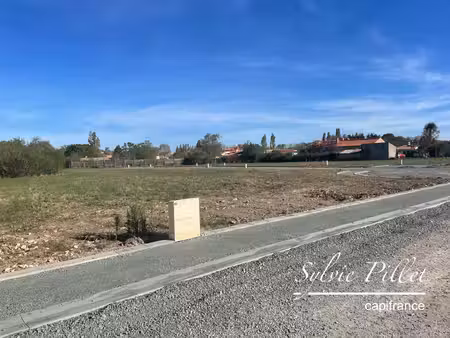 terrain à vendre de 439 m² puyravault en vendee (85)