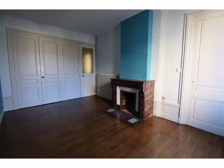 appartement à vendre le chambon feugerolles 3 pièce(s) 85m2 79 000€