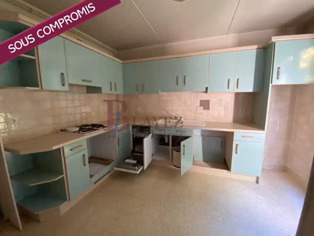 bel appartement t3 avec loggia et 2 stationnements