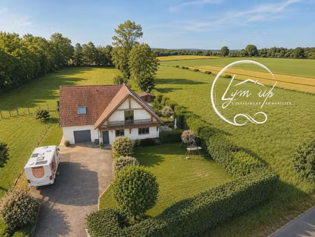 maison indivisuelle de + de 160m2 avec bel espace de vie  4