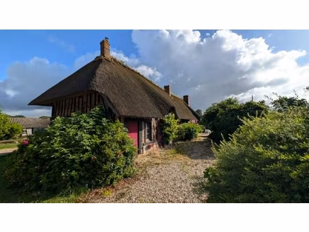 authentique chaumière normande sur 3 000 m2 de terrain