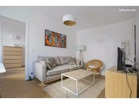 ?t 2 meublé 27.5 m² --◊-avenue montaigne angers