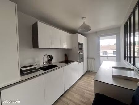 appartement 2 pièces 64 m²