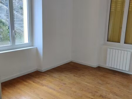 location t4 laguenne