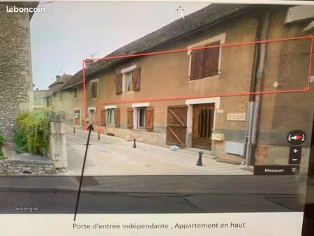 t3 haut de maison village