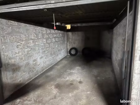 box parking souterrain résidence villiers