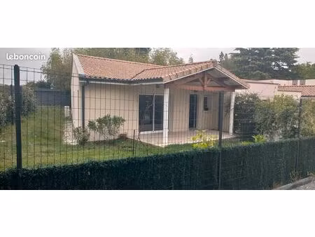 maison t4 centre léognan