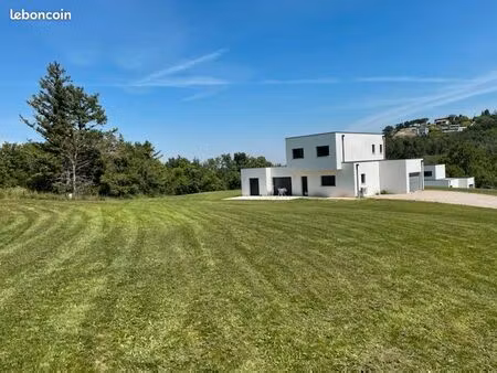 maison 4 chambres 137 m2