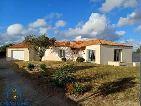 vente maison à vieillevigne (44116) : à vendre / 148m² vieillevigne