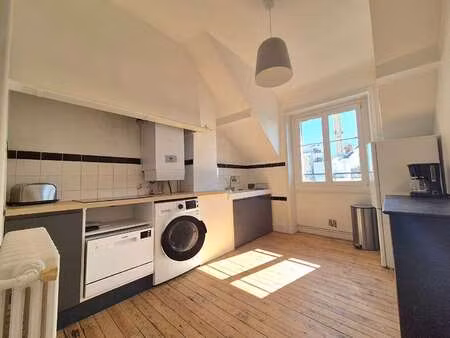 location appartement 3 pièces meublé à nantes (44000) : à louer 3 pièces meublé / 83m² nan