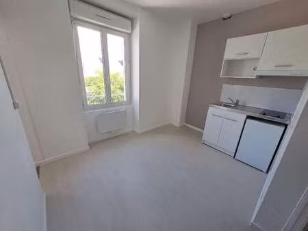 location appartement t1 à nantes toutes-aides (44000) : à louer t1 / 20m² nantes toutes-ai