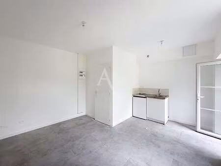 location appartement t1 à trélazé (49800) : à louer t1 / 17m² trélazé