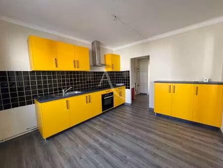location maison à poiroux (85440) : à louer / 89m² poiroux