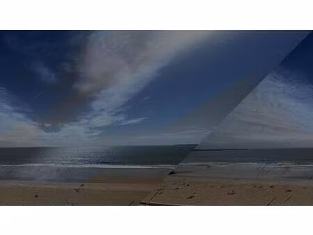 la baule face mer appartement traversant avec stationnement et cave