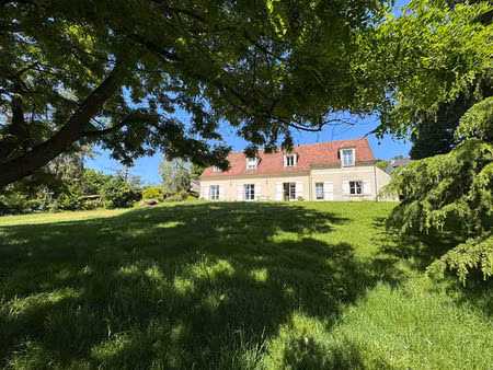 belle maison récente avec bel environnement boisé gambais 10 pièces 267 m2