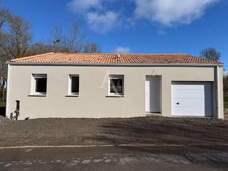 vente maison à la jonchère (85540) : à vendre / 82m² la jonchère