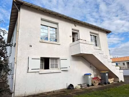 vente maison aux sables-d'olonne (85100) : à vendre / 147m² les sables-d'olonne