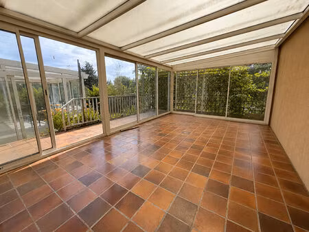 maison de plain-pied à linas 7 pièces -140 m2 - sous-sol total