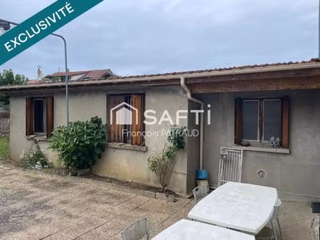 appartement en arrière cour avec jardin