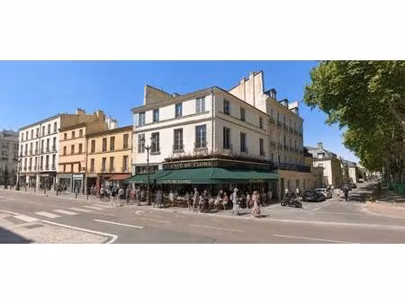 a louer deux immeubles réunis pour une surface exceptionnelle en plein coeur de versailles