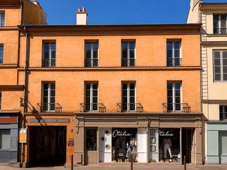 immeuble complet à louer très bien situé à versailles