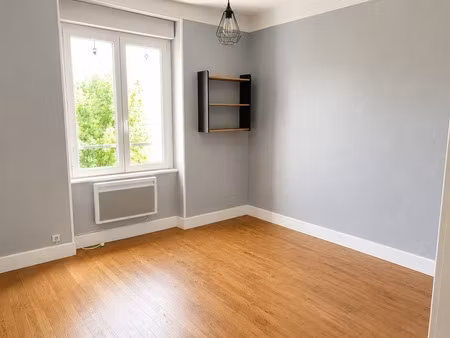 opportunité rare à darney – immeuble avec local commercial et appartement – idéal investis