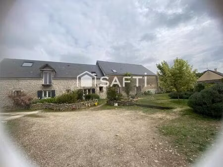 bel ensemble fort potentiel  5 chambres  4 salle d'eau et f2