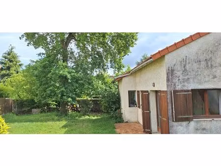 petite maison avec jardin