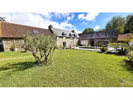 propriete magnifiquement renovee avec 1 8 hectares