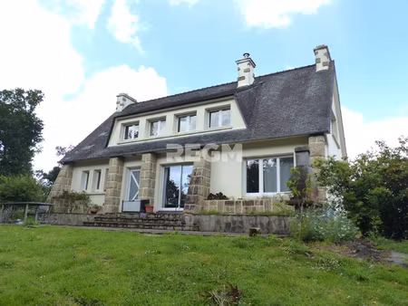 maison familiale de 144 m2 dans un écrin de verdure  sans vi