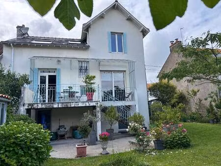 vente maison à nantes saint-jacques (44000) : à vendre / 140m² nantes saint-jacques