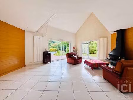 vente maison piscine à sautron (44880) : à vendre piscine / 211m² sautron