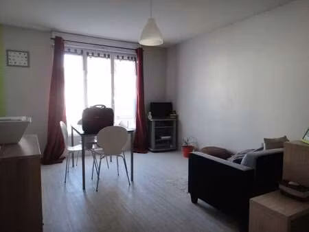 location appartement t1 à angers (49000) : à louer t1 / 31m² angers
