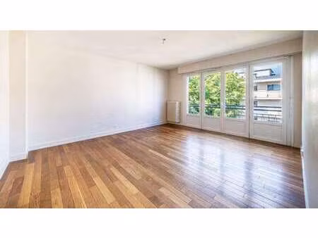 location appartement 2 pièces à nantes procé - monselet (44000) : à louer 2 pièces / 45m² 