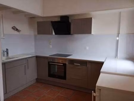 location appartement 2 pièces à ouistreham (14150) : à louer 2 pièces / 42m² ouistreham