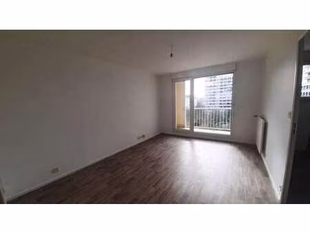 location appartement t1 à rennes gare (35000) : à louer t1 / 32m² rennes gare