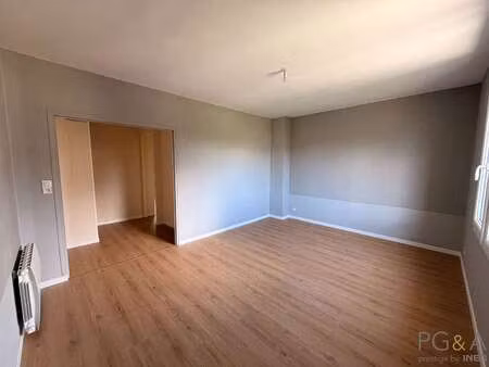 location appartement 2 pièces à rennes sainte-thérèse (35000) : à louer 2 pièces / 46m² re