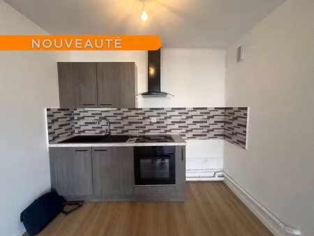 location appartement 2 pièces à tinténiac (35190) : à louer 2 pièces / 44m² tinténiac
