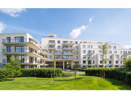 appartement à vendre avec garage et terrasse   uccle (rbw11765)