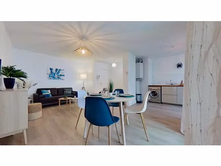 location appartement 2 pièces 48 m² à lyon 8 (69008)