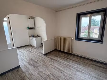 t2 de 37.6m² montceau-les-mines
